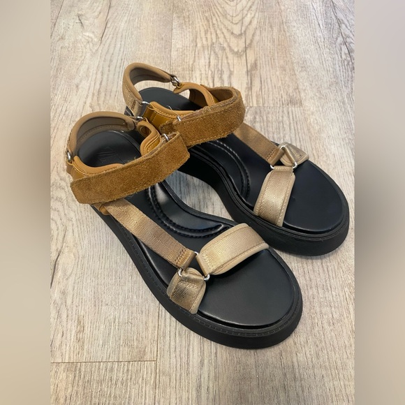 Zara Black and Tan Sandals - Picture 3 of 4